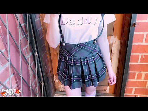 ❤️ Школачы Сосут анын Дик терең жана трахает ордуна класстар. Секс видео ky.chancel.top ﹏