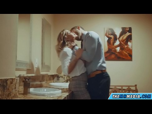 ❤️ Блондинка сени коомдук дааратканада азгырып жатканда Секс видео ky.chancel.top ﹏